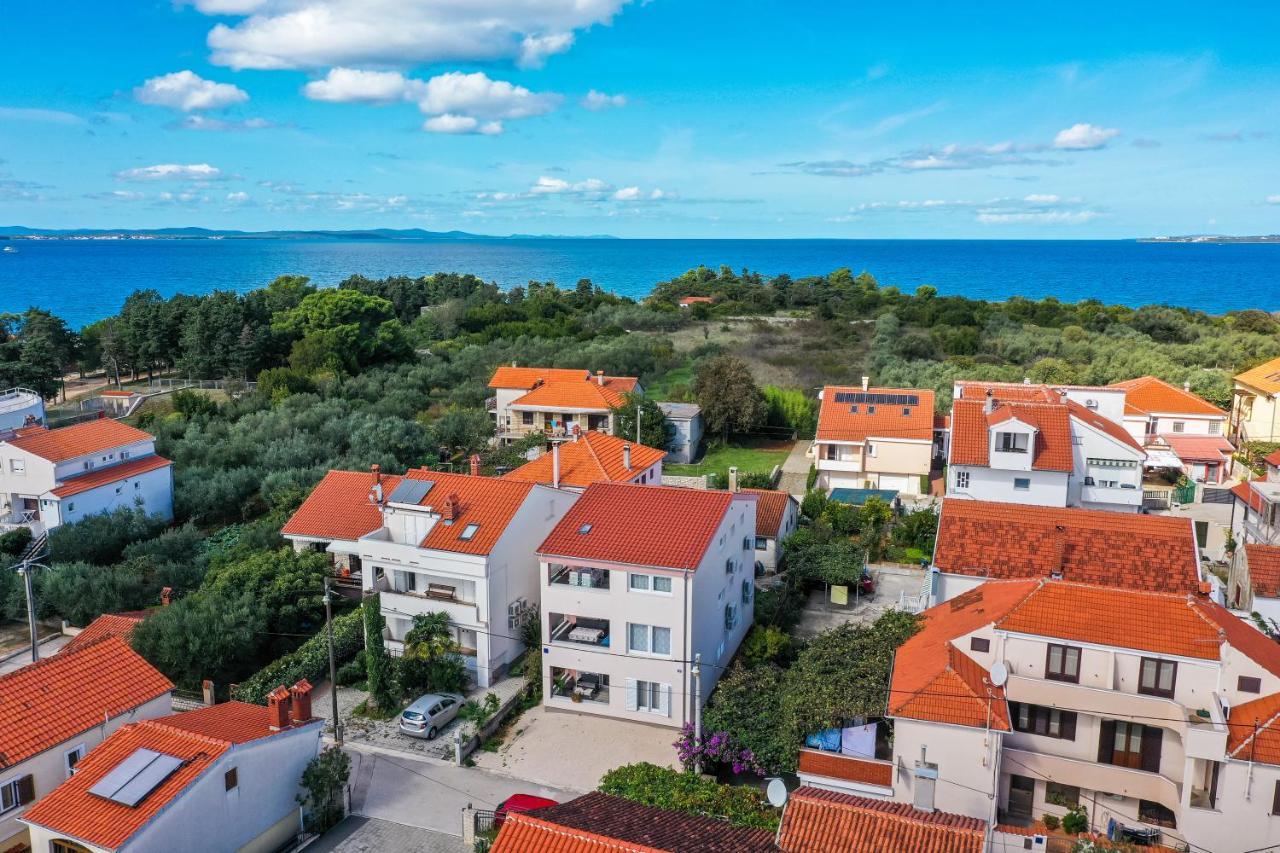 Apartment Puntamika Villa De Rosa - Ground Floor Zadar Eksteriør bilde