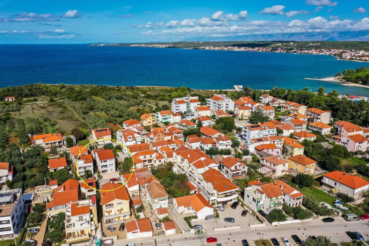 Apartment Puntamika Villa De Rosa - Ground Floor Zadar Eksteriør bilde
